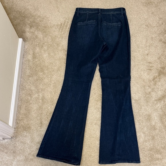 Express| Women's 70s Flared Mid-Rise Jeans - Dark Blue - Picture 5 of 8